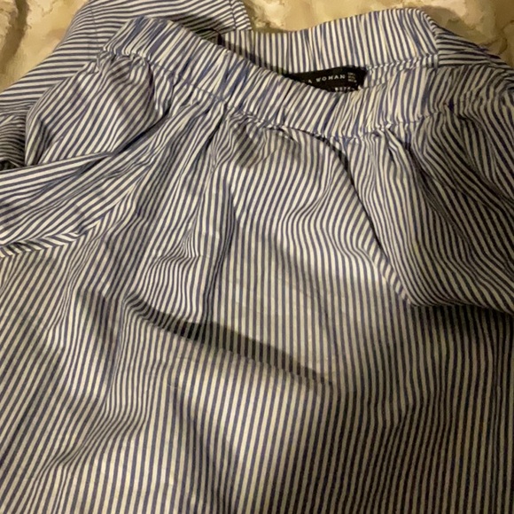 ZARA Striped Off Shoulder Top EUC
Blue White Striped Cotton Shirt
sz Large mx 30 - Picture 5 of 6